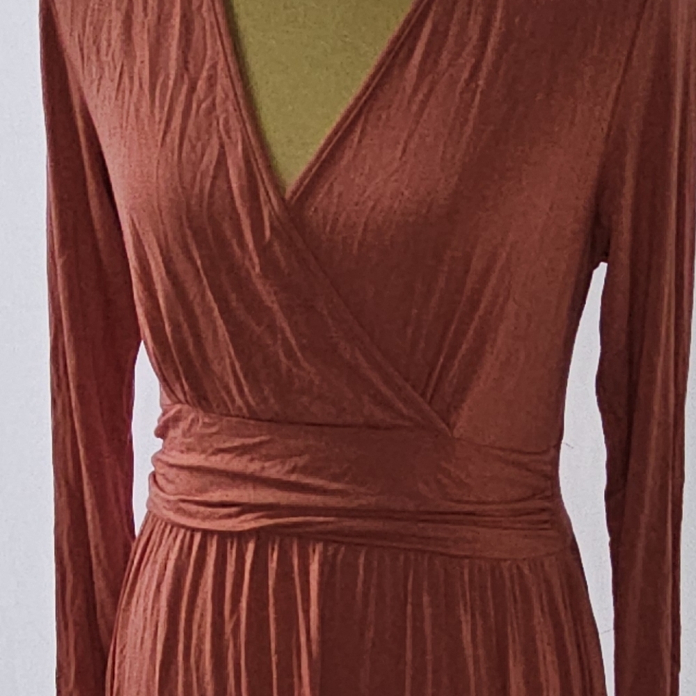 Ouges Long Sleeve Coral Dress NWT - image 2